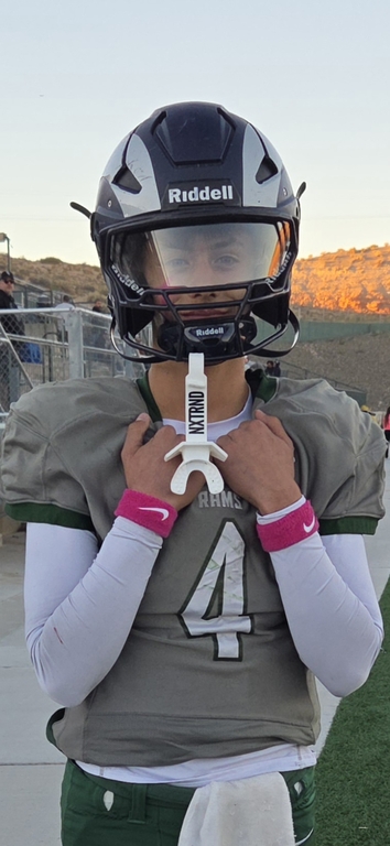 Lucas Gonzales QB #4