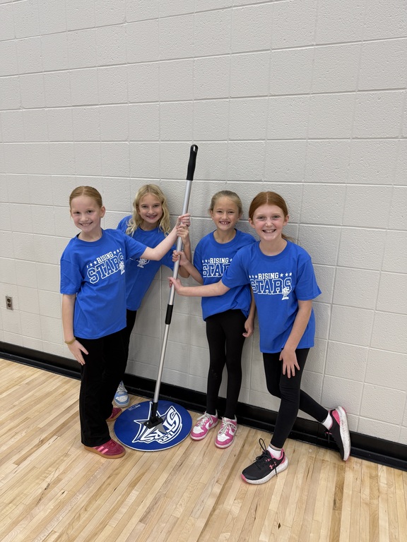 Rising Stars Game Helpers from St. John’s youth program 🤩