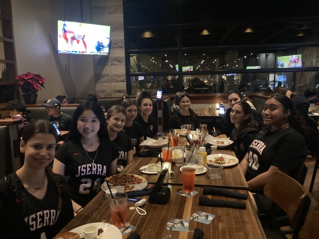 Friendsgiving Dinner after the game!