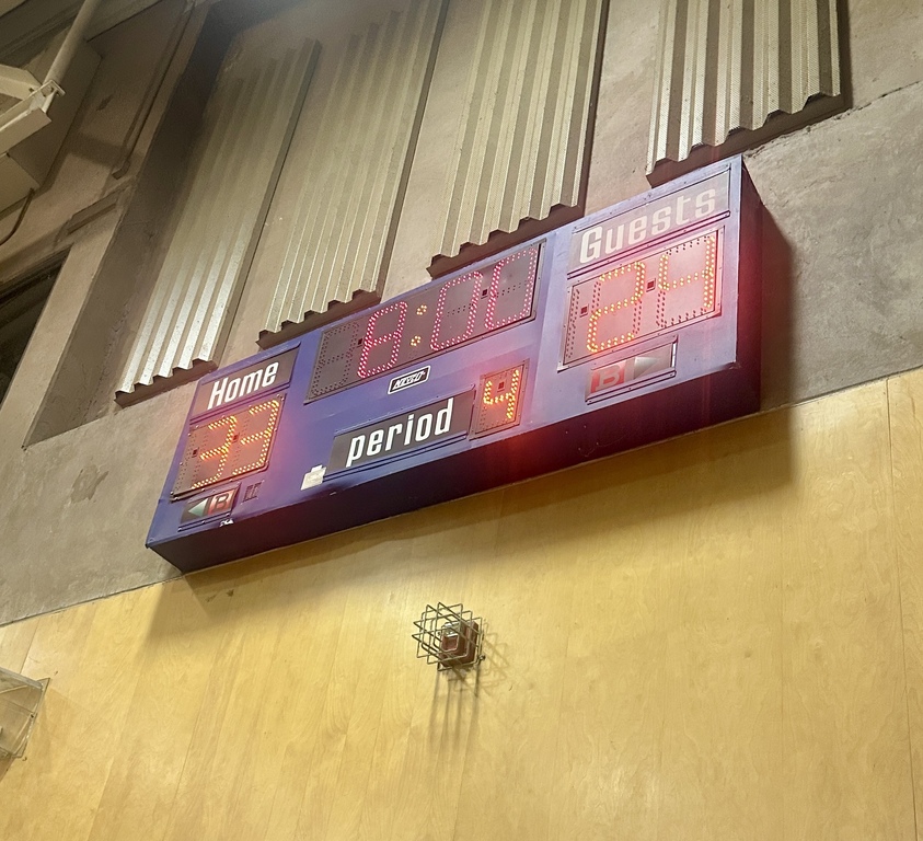 End of third quarter. Lions leading!