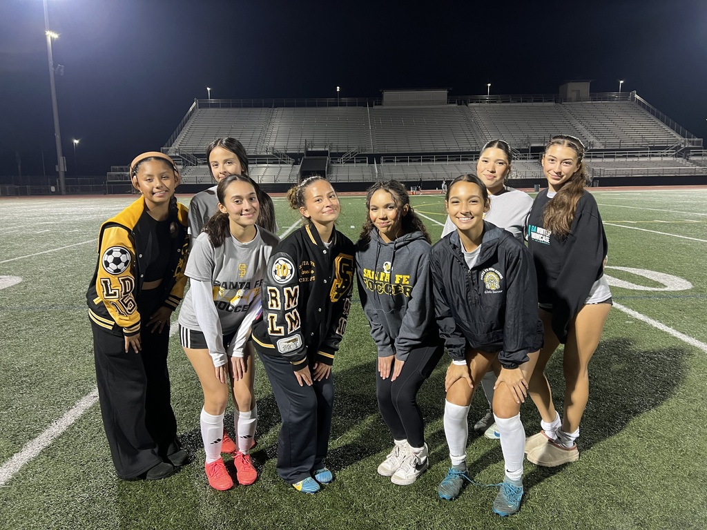 Seniors at Alumni game