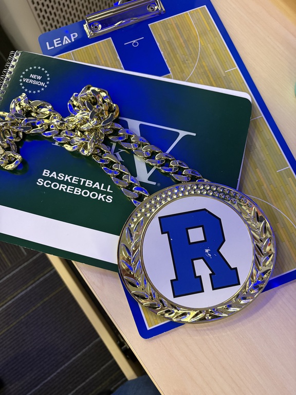 Freshmen basketball season is about to begin…the Hustle Chain is out of the drawer. Who will wear it first?!?!?