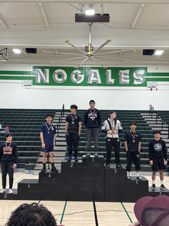 Sam Cordero finishes the tournament in 8th place at 138 lbs. 3-3 over the weekend with 3 pins!! 📌