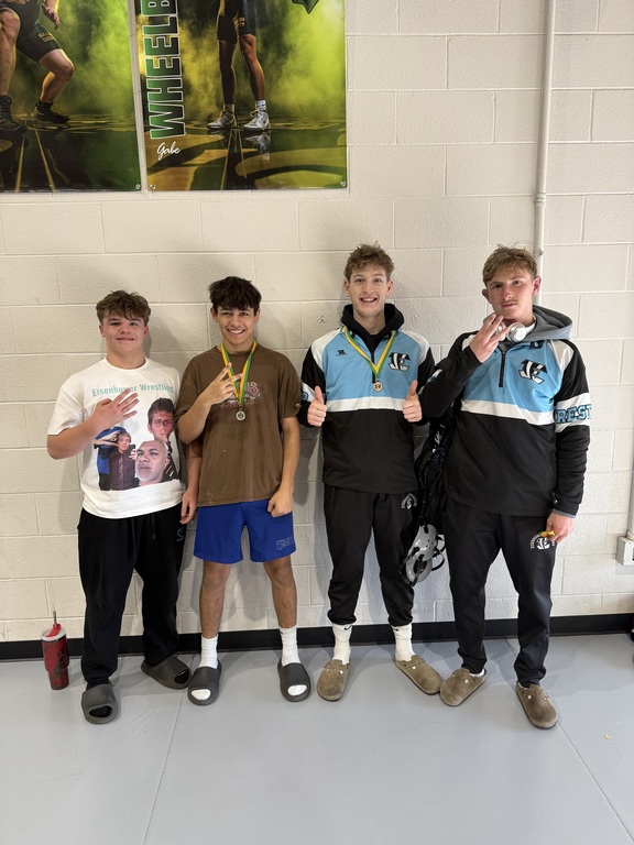 Congratulations to a few of our top four finishers at today’s Salina South Tournament. Landon finished 4th, Malachi finished as a runner-up, and Abe and Blayre finished in 3rd place.