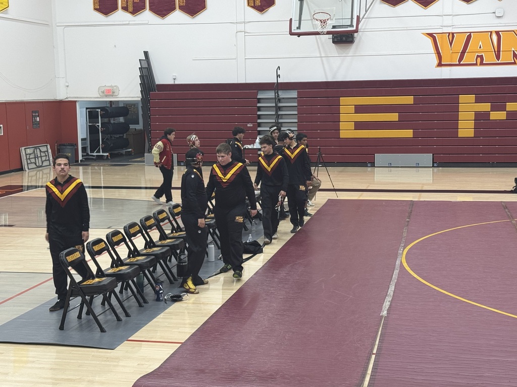 Elmo JV getting ready to take on Sonora.