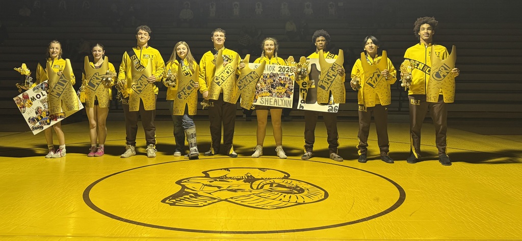 Senior Night - Class 2026 (L-R)
Molly Root
Lark Ketchum
Ryan Knapp
Gracie Cena
Spencer Holton
Shealynn Campbell
Jeremiah Bays
Izrael Canales
Carl Flinton