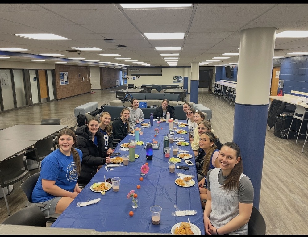 Team dinner after practice