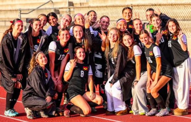 Road win! Congrats to our varsity on a 2-1 come back win vs Tesoro 💪