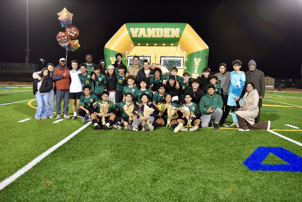 VANDEN VARSITY SOCCER TEAM & FAMILY FOR SENIOR NIGHT 2 / 9 / 2026