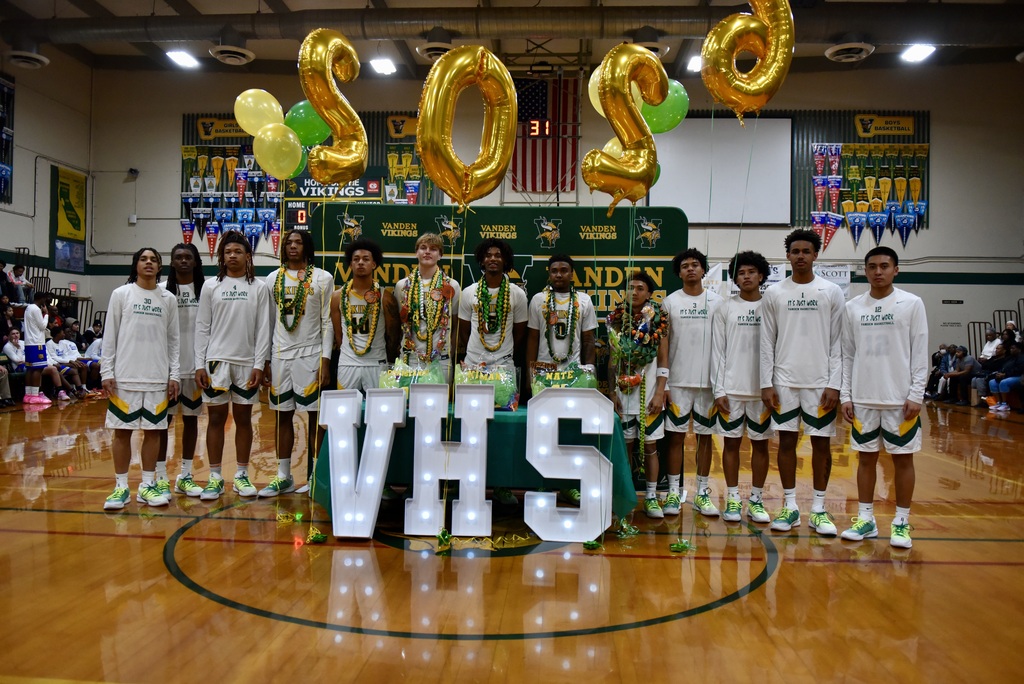 VANDEN VIKINGS BASKETBALL SENIORS & TEAMMATES  2025 & 2026