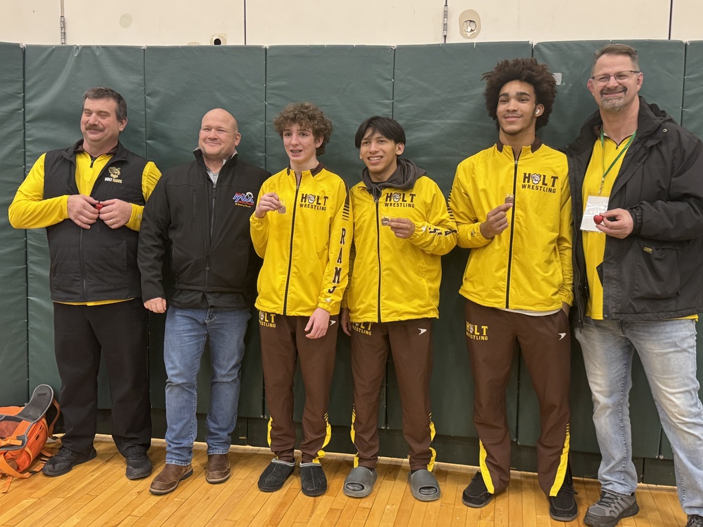 The Holt Rams Boys Wrestling Team fought some tough battles at today’s individual districts tournament in Howell. There were three top finishers who will compete in the individual regionals next weekend. 

3rd place - Carl Flinton
4th place - Izreal Canal