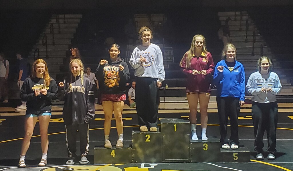Congratulations to Luci she placed 8th and is a State Qualifier!
