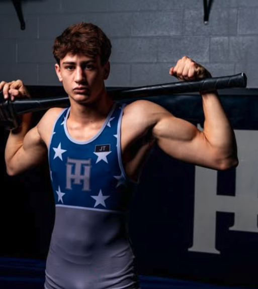 ‼️SENIOR SPOTLIGHT‼️Justin Alfonso has been wrestling for 3 years. Wrestling means hard work and teamwork for him. After high school he will study engineering at Saddleback and transfer to an in state university. We are glad to have you on the team, Justi
