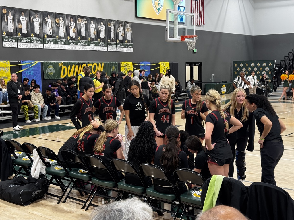 Team huddle before the start of 4th period. Go Lions!