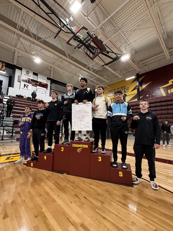 Congratulations to Malachi on placing 5th at regionals yesterday and now becoming a 2X State Qualifier!