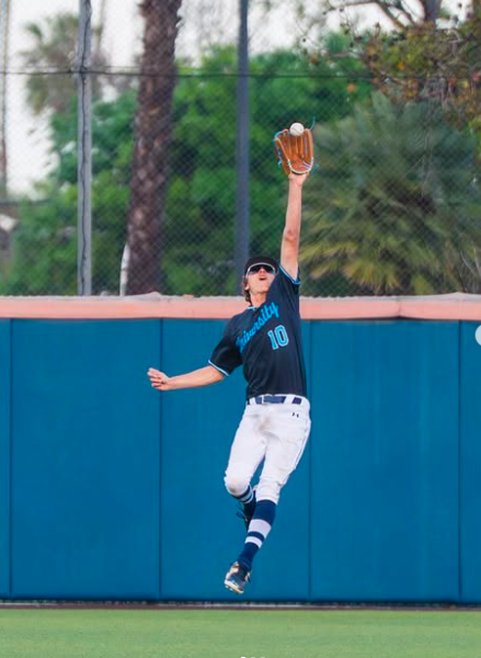The UNI Varsity Trojans just completed a rainy season opener against Pacifica Christian, with a final score of 7-5.

Andrew Shean started and went 4 ⅓ innings, with Vince Maxim coming in relief. Jonas Kim and Brandon Millman both went 2-4, and the team dr