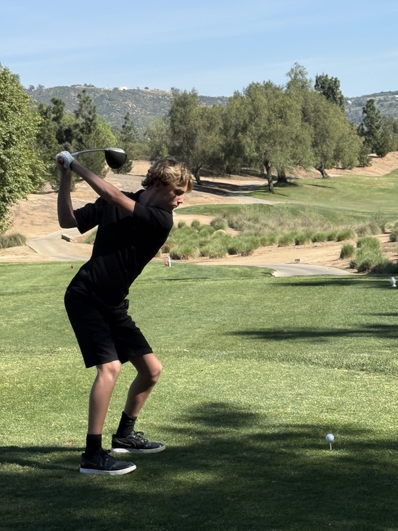 No first tee jitters here…the freshy piped his drive!