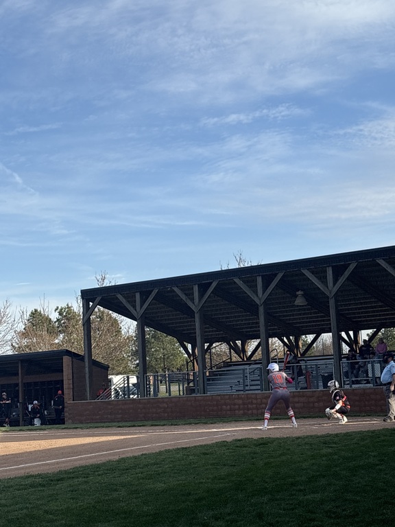 Bottom of the third, Score is 4-1 Rams