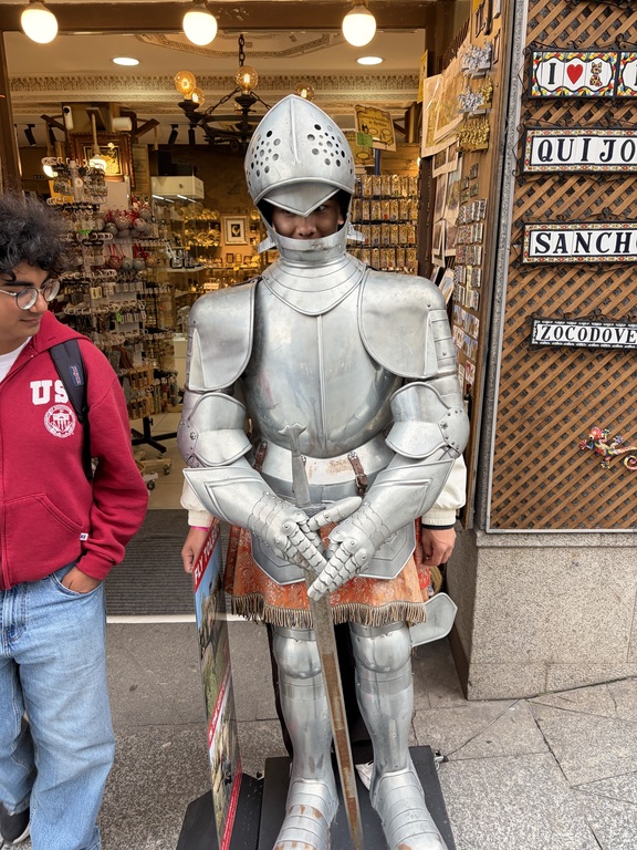 MUN students Rahul and Remy in Toledo during the THSMUN Spain trip