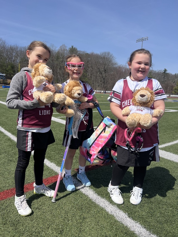 A HUGE 15-9 win today for 1/2 Maroon! Shoutout to our players of the game Everly, Evelyn, and Clara!