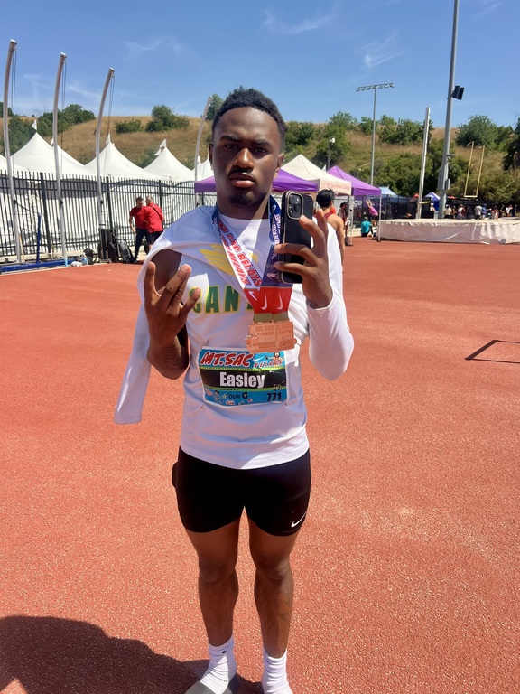 New School Record Alert at the Mt. Sac Relays!! Congratulations to Jeremiah Easley as he set a New School Record in the 400 meters. His time was 48.25!!