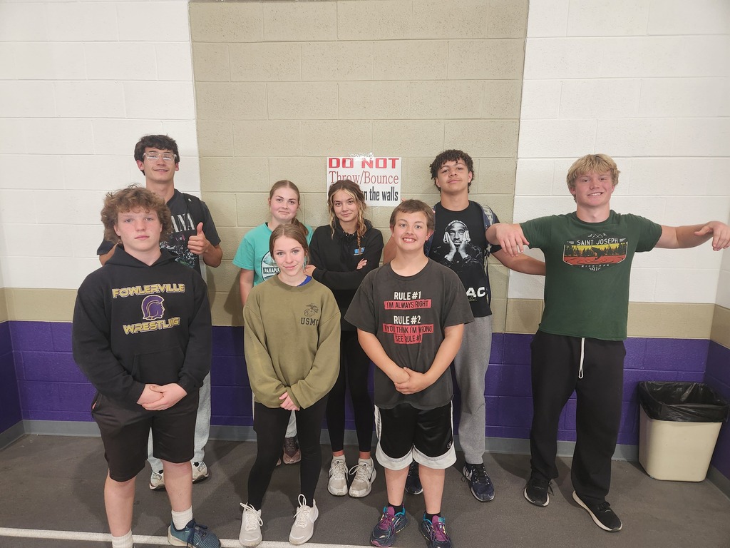 Another late update...Thanks for your patience...Here are the Week 5 Gladiator T&F award winners:

Distance Runners:

Carter Banfield
Brynn Rudnicki

Sprinters:

Connel Hardenbrook (Missed the picture)
Alyssa Seiter (Missed the picture)

Jumpers-

Kailee 