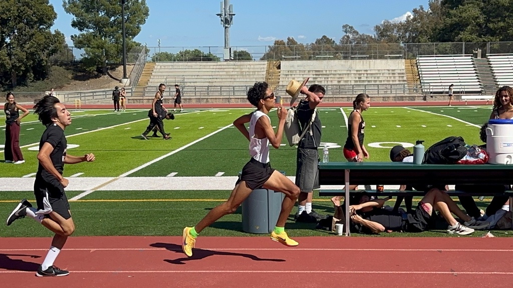 1st place 4:52.63