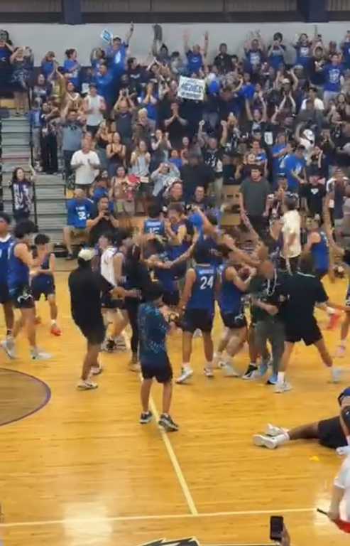 State Champs!  Video courtesy of scoringlive

https://www.threads.com/@scoringlive/post/DYbhykYmBCc?xmt=AQG0XsusJKw1PE9xQ01cFYefGY7kjWyjBHB6lPuFq2i4Y5dH7B-mkJXIx1riow4P25jLXwo&slof=1