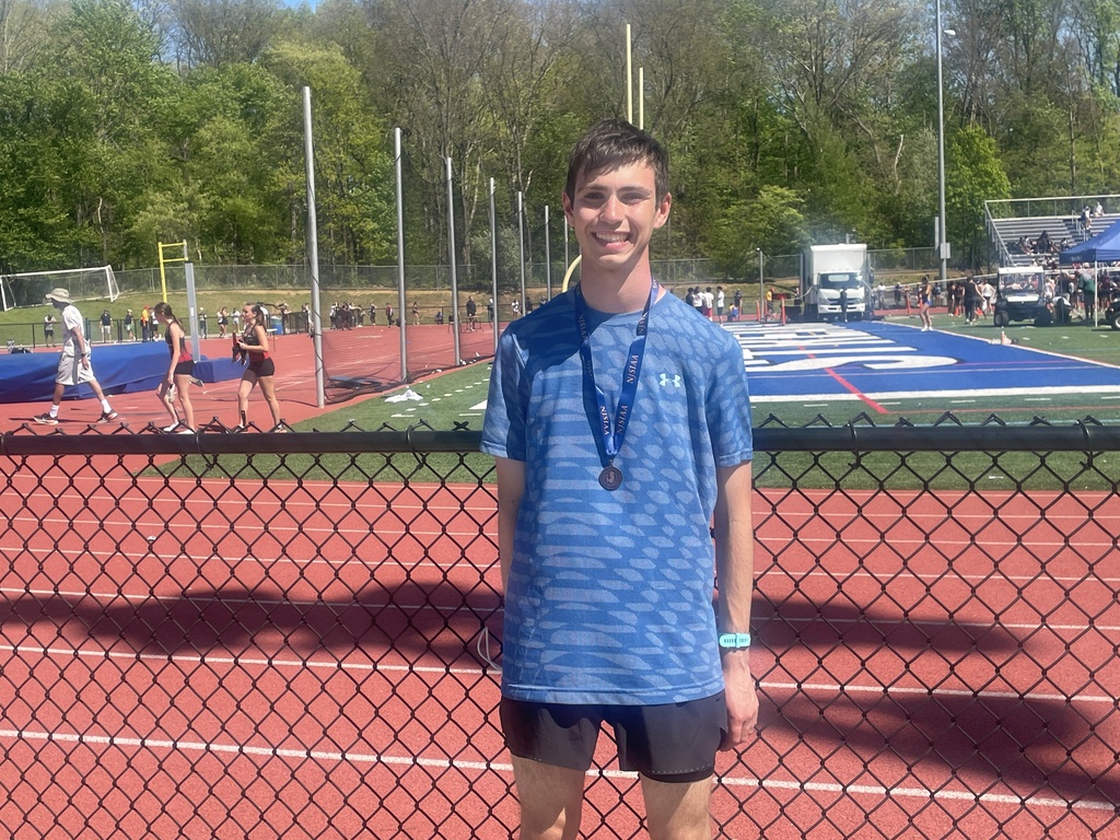 Justin Fredella - 6th Place in the 1600 at the Sectional Championships