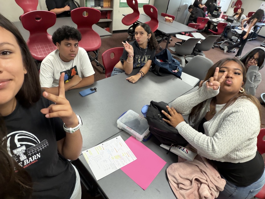 Last time being in AVID 9 🥹🫶