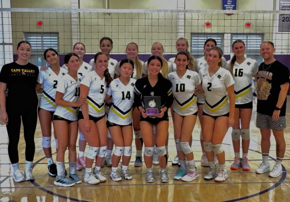 Capo girls volleyball brought home some hardware! 🥉🥉Finishing out the Portola tournament with 3 straight sweeps!