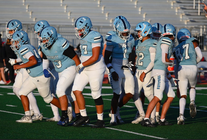 NO BULL. 🐂 ALL TROJANS.⚔️
43-19 over the Matadors.
8.28.26
•
University High School vs Bolsa Grande