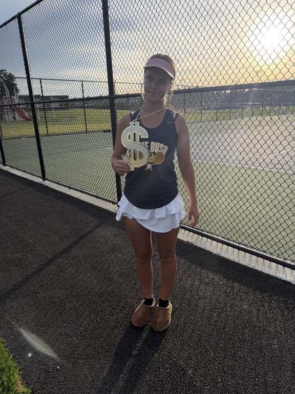 The Varsity team took down Monroe in a close match. The match’s MVP Ingrid won a tough three set match to secure the win!