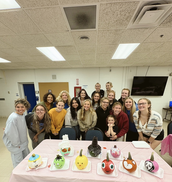 Team bonding getting us ready for fall! Pumpkin painting. Which is your favorite!?