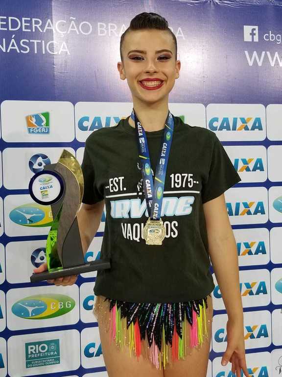 Nicole Herkenhoff at the Rhythmic Gymnastics Brazilian National Championship in Rio de Janeiro, June 2019.
Her team (Clube AGIR) won first place as senior category.