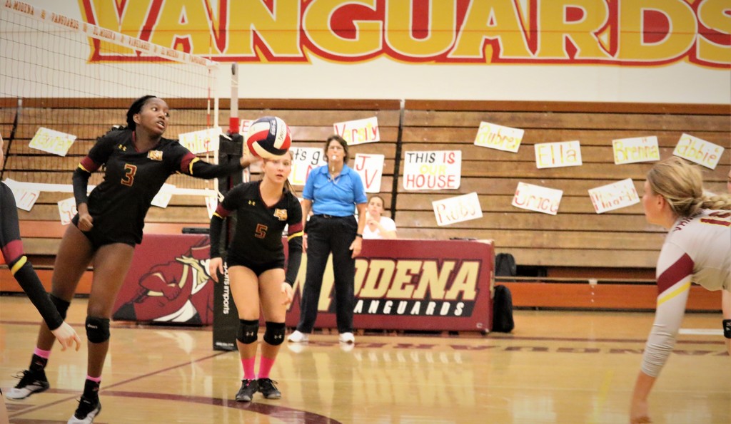 10-10-2019 El Mo vs. Yorba Linda
