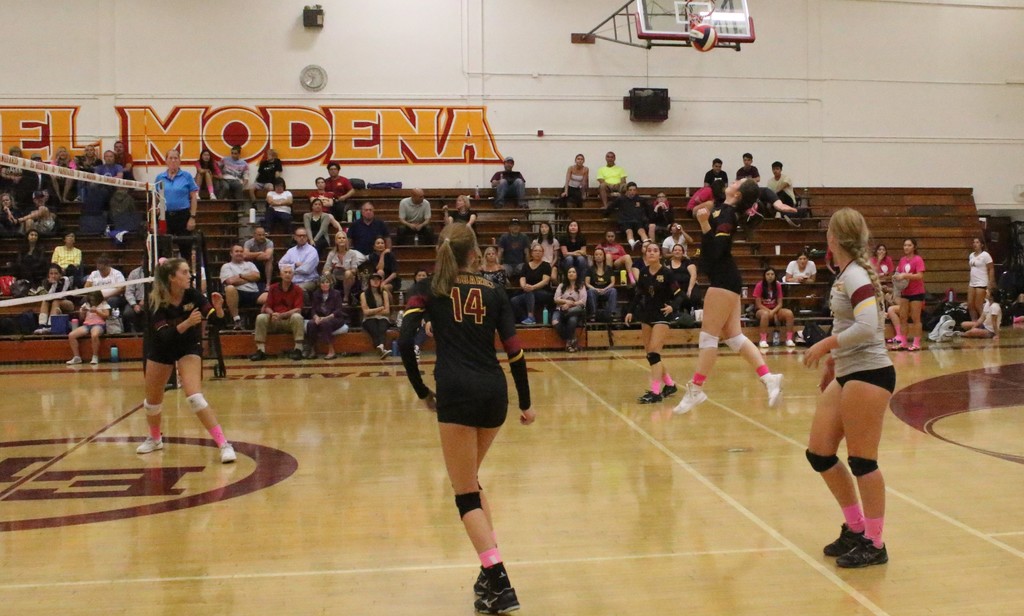 10-10-2019 El Mo vs. Yorba Linda