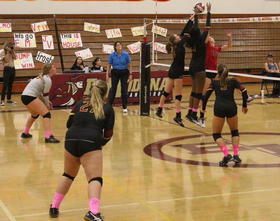 10-10-2019 El Mo vs. Yorba Linda