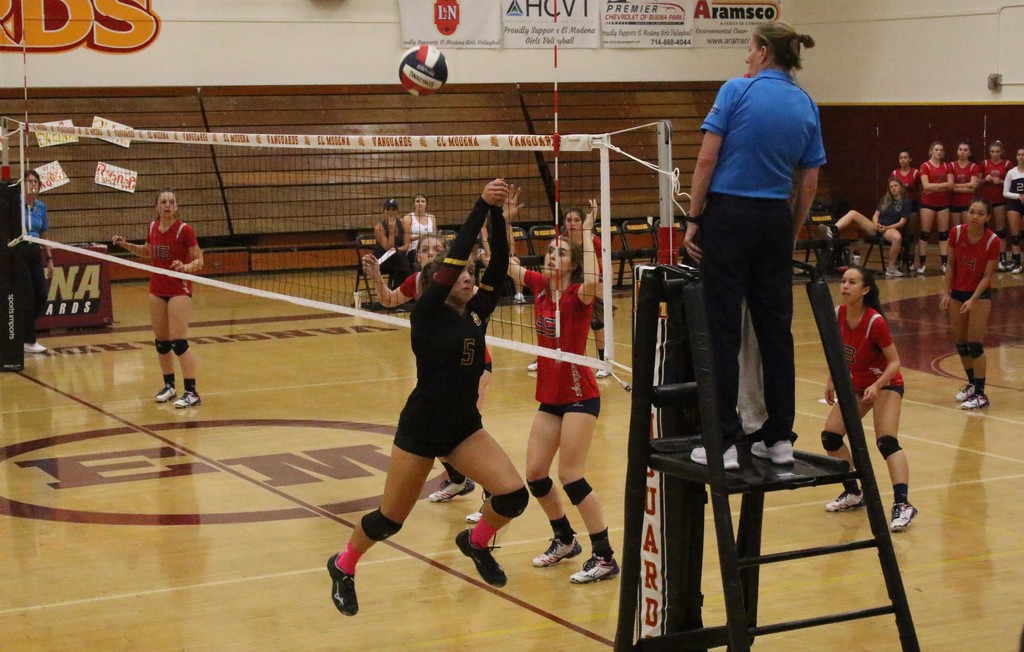 10-10-2019 El Mo vs. Yorba Linda