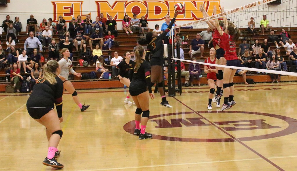 10-10-2019 El Mo vs. Yorba Linda