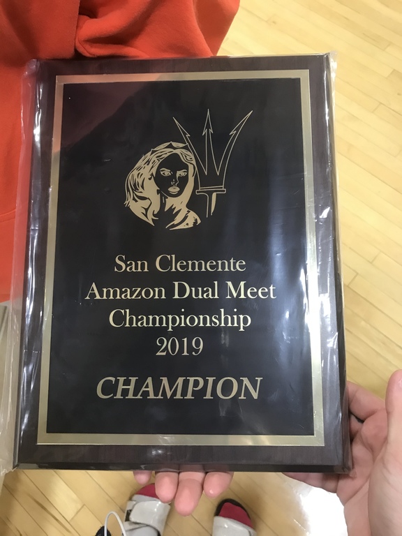 Girls var placed 1st at San Clemente Dual Tournament. Good job girls!!