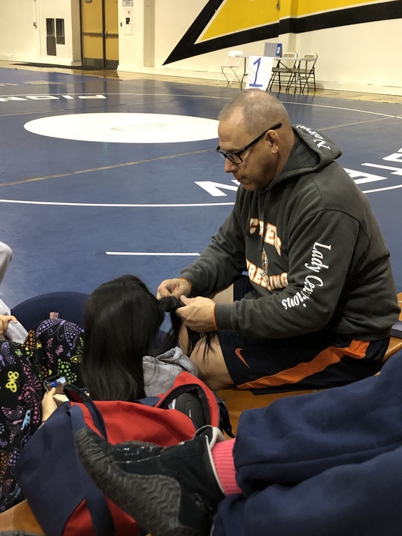 gotta love moments like these with coach.! 💛