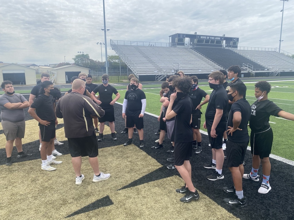 Our freshman soon to be sophomores getting some offensive line work.