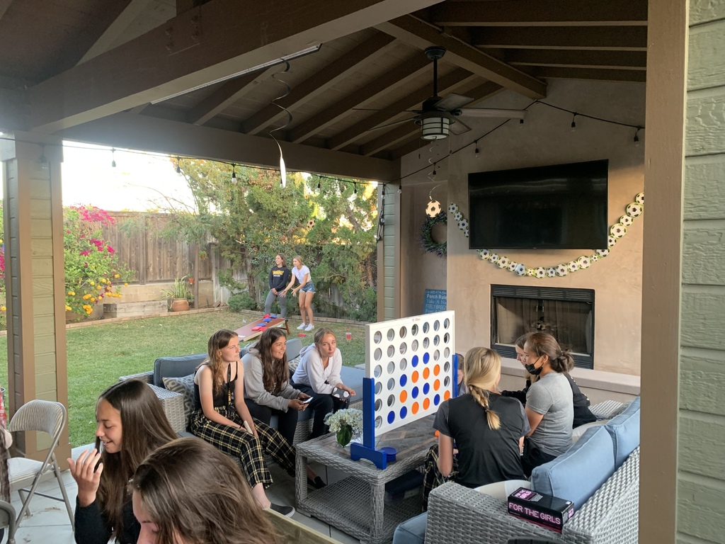 Giant connect 4 game