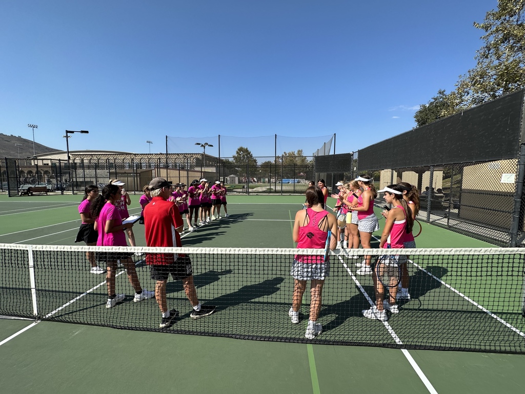 Line up vs OLu, both teams in pink.