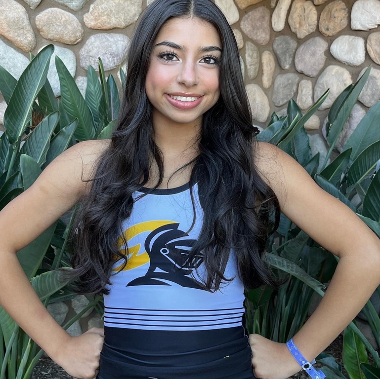✨Senior Spotlight✨ #10 is Donya Kasravi! 🌻
•
•
Donya is a 2 year FHS Cheer Program member! This is her 1st year on Varsity Game Squad and Varsity Comp team. ☝🏼
•
•
She plans to attend a 4-year university and major in either Psychology or Criminology